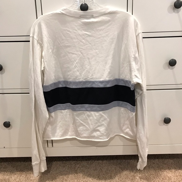Brandy Melville long sleeve top - Picture 3 of 6